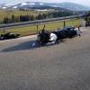 Motorradfahrer (20) stürzt nach Zusammenstoß mit Auto bei Oberstaufen in Leitplanke