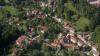 Zwischen dem Europarkhotel und dem Hotel Wiedemann (Bildmitte) in Bad Faulenbach soll ein umstrittenes Mehrfamilienhaus entstehen.