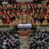 Weniger ist mehr: Die Hofkapelle und der Kammerchor Stuttgart gestalteten Schuberts Messe Nr. 6 in der Ottobeurer Basilika. 