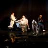 Partyzeit im Festspielhaus: Jan Ammann als Wotan, Anke Fiedler als Brunhild, Christopher Brose als Siegfried und Chris Murry als Alberich (von links) singen und tanzen vor dem schwarzen Vorhang in Ludwigs Festspielhaus in Füssen.