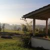 Gute Aussicht auf Lindenberg: Im südlichen Bereich des ehemaligen Feriendorfs am Nadenberg entstehen 24 Baugrundstücke. Die Bungalows werden abgerissen. 