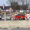 Eine Art Slalom-Parcours erwartet seit gestern die Autofahrer am Knoten Kaufbeurer/Leubaser Straße mit der Heisinger Straße. Wo sonst Tempo 70 gilt, ist die Geschwindigkeit nun auf 30 Kilometer pro Stunde begrenzt.