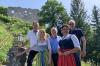 Beim Ortstermin auf der Burgruine Falkenstein waren dabei (von links): Toni und Herta Schlachter, der Vorsitzende der Bayerischen Landesstiftung Staatsminister a. D. Josef Miller, Bürgermeisterin Michaela Waldmann sowie Kreis- und Gemeinderat Dr. Alois Kling.