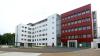 33 Millionen Euro hat der Neu- und Erweiterungsbau der Forensik in Kaufbeuren gekostet, in dem aber noch keine Patienten untergebracht sind. Aus dem Altbau sind nun zwei psychisch kranke Straftäter geflohen. 