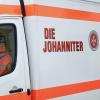 Ein Rettungsdienst brachte die Verletzten in ein Krankenhaus (Symbolbild). 