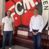 Sportpolitisches Gespräch: Der Landtagsabgeordnete Max Deisenhofer (Bündnis 90/Die Grünen / links im Bild) zu Gast beim FC Memmingen.