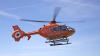 Ein Rettungshubschrauber fliegt den Verletzten ins Krankenhaus (Symbolbild).