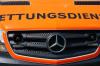 Am Donnerstagabend ist ein 65-jähriger Motorradfahrer auf dem Jochpass mit einem entgegenkommenden Auto zusammengestoßen. Der Motorradfahrer wurde ins Krankenhaus Kempten eingeliefert. (Symbolbild)
