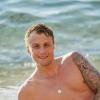 Das ist Niko Ulanovsky. Er geht bei der RTL-Show "Die Bachelorette" auf Rosenjagd.