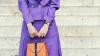 Auch zum femininen Business-Look lassen sich die trendigen Statement-Handtaschen stylen.