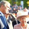 Prinz Andrew scheint die volle Rückendeckung seiner Mutter zu genießen - auch finanziell.