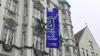 Am 25. November wird die Fahne „Frei leben – ohne Gewalt“ am Rathaus aufgezogen .