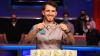 Koray Aldemir, seine Siegerhand, das WSOP-Bracelet und acht Millionen Dollar Preisgeld.