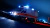 Die beiden schwerverletzten Fahrer des Kleintransporters wurden in nahegelegene Krankenhäuser gebracht.(Symbolbild)