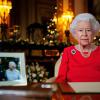 Queen Elizabeth II. gedenkt Prinz Philip in ihrer Weihnachtsansprache 2021.