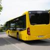 Drei Insassen eines Stadtbusses wurden am Dienstagmittag in Kempten leicht verletzt. (Symbolbild)
