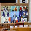 Die Staats- und Regierungschefs der G7, von links nach oben, US-Präsident Joe Biden, der britische Premierminister Boris Johnson, der kanadische Premierminister Justin Trudeau, die Präsidentin der Europäischen Kommission, Ursula von der Leyen, der NATO-Generalsekretär Jens Stoltenberg, der Präsident des Europäischen Rates, Charles Michel, der japanische Premierminister Fumio Kishida, Premierminister Mario Draghi und der französische Präsident Emmanuel Macron nehmen am Donnerstag, den 24. Februar 2022, im Elysée-Palast in Paris an einer Videokonferenz über die Ukraine teil. Der französische Präsident Emmanuel Macron sagte zuvor, Frankreich und seine europäischen Verbündeten hätten alles getan um zu versuchen, den Angriff auf die Ukraine abzuwehren. Er sagte, dass sie in ihrer Antwort „keine Schwäche“ zeigen werden.