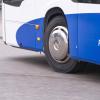 Ein Autofahrer nahm einem Bus am Montagmorgen in Kempten die Vorfahrt. (Symbolbild)