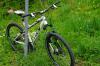 Am Freitag und Sonntag vergangene Woche haben Fahrraddiebe in Lindau ein E-Bike und ein Mountainbike gestohlen. Die Polizei bittet um Hinweise von Zeugen. (Symbolbild)