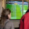 Fußball gucken während der Arbeitszeit? Auch während der anstehenden Fußball-Weltmeisterschaft geht das nicht mal eben so. 