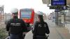 Auf der Zugstrecke Ulm - Friedrichshafen hat sich ein 24-jähriger Mann am Dienstagmorgen geweigert eine Fahrkarte vorzuzeigen. Die Bundespolizei musste eingreifen. (Symbolbild)