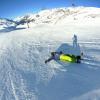 Im Tiroler Skigebiet Hochzillertal haben Skifahrer auf der Piste einen bewusstlosen Belgier aufgefunden. Noch ist unklar, was genau passiert ist. Daher bittet die Polizei um Hinweise von Zeugen. (Symbolbild)