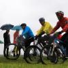 Die Bierzeltgarnituren im Start-Ziel-Bereich des Auerberg-Mountainbike-Marathons in Kaufbeuren blieben zusammengeklappt. An ein gemütliches Beisammensein war am Sonntag wahrlich nicht zu denken. Unaufhörlich tröpfelte es vom Himmel, mal weniger stark, meist aber in beachtlichem Ausmaß. „Wir sind froh, dass das Rennen überhaupt stattfinden konnte“, sagte Organisator Sascha Braun angesichts der bescheidenen Witterungsbedingungen. Rund 470 Anmeldungen hatte er bis zum Sonntagmorgen entgegengenommen, knapp 300 Finisher waren es letztlich. Eine sehr erfreuliche Anzahl, wie er sagte.

Mehr über das Thema erfahren Sie in der Montagsausgabe der Allgäuer Zeitung, Ausgabe Kaufbeuren, vom 13.05.2019.

Die Allgäuer Zeitung und ihre Heimatzeitungen erhalten Sie
in den jeweiligen AZ Service-Centern
im Abonnement
oder digital als e-Paper