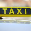 Als er erfuhr, wie viel er für seine Taxifahrt zahlen sollte, ist am Dienstagmorgen ein betrunkener 44-Jähriger in Friedrichshafen vollkommen ausgerastet. (Symbolfoto)