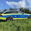 Bei Wangen hat ein LKW-Fahrer gleich mehrere Schäden verursacht. Die Polizei traf den Mann auf einem Betriebshof an. (Symbolbild)