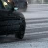 Graupelschauer wurden am Donnerstag einigen Autofahrern auf der A96 bei Aichstetten zum Verhängnis. Innerhalb weniger Minuten kam es zu mehreren Unfällen. (Symbolfoto)