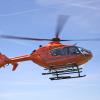 In Kirchhaslach ist eine 17-jährige Motorradfahrerin bei einem Zusammenstoß mit einem Auto schwer verletzt worden. Die junge Frau wurde mit dem Hubschrauber ins Krankenhaus gebracht. (Symbolbild)
