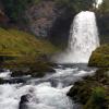 In der Schweiz ist ein Mann in einem Wasserfall ums Leben gekommen. (Symbolbild)