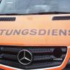 Bei einem Unfall an der Auffahrt zur B30 bei Ravensburg ist ein junger Autofahrer schwer verletz worden. Ein anderer Autofahrer hatte ihn beim Auffahren auf die Bundesstraße übersehen. (Symbolbild)