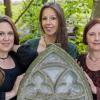 Maria J. de la Torre, Petra Sofie Stangl und Sara Klein-Schild (von links) bilden die Landsberger Vokalformation Trinita.