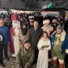 Christkind Hanna Zacher und Oberbürgermeister Frank Kunz haben am Freitagabend den Dillinger Christkindlesmarkt eröffnet.