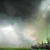 Das Spiel FC St. Pauli und Werder Bremen muss wegen Pyro-Nebels unterbrochen werden.