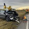 Auf der B16 zwischen Burgheim und Straß hat sich ein schwerer Verkehrsunfall ereignet.