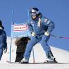 Lindsey Vonn besichtigt die Strecke.