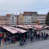 Der Augsburger Christkindlesmarkt am Samstag nach der Attacke in Magdeburg.