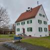 Nach dem Jahresende bleibt der Pfarrhof in Zusamzell ungenutzt. Die Gemeinde Altenmünster zeigt Interesse daran und beschließt hierfür eine Satzung über ein besonderes Vorkaufsrecht.