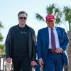 Der künftige US-Präsident (rechts) und sein mächtigster Einflüsterer: Donald Trump mit Elon Musk. 