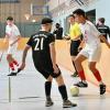 Beim Sparkassen-Cup des SV Cosmos Aystetten wird mit Bande und großen Toren gespielt.