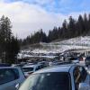 Kilometerlange Staus gab es in den vergangenen Tagen bei der Anreise zu den Skigebieten in Österreich.