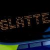 Die Polizei warnte Autofahrer mit der Aufschrift «Glätte». (Symbolbild)