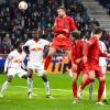 Eric Dier eröffnet den Münchner Torreigen mit seinem Kopfballtor.