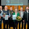 Dillingen, Landkreis, Sportlerwahl 2024, Flemisch-Pokal 2025, SG Lutzingen/Unterliezheim, v.l.: Christoph Schweyer, Thomas Schwair, Manfred Forscht (Schachclub Dillingen), Bernhard Knötzinger, Irene Rieder, Alfons Strasser (BLSV-Kreischef), Michael Hochstädter, Johannes Hurler  -   - 