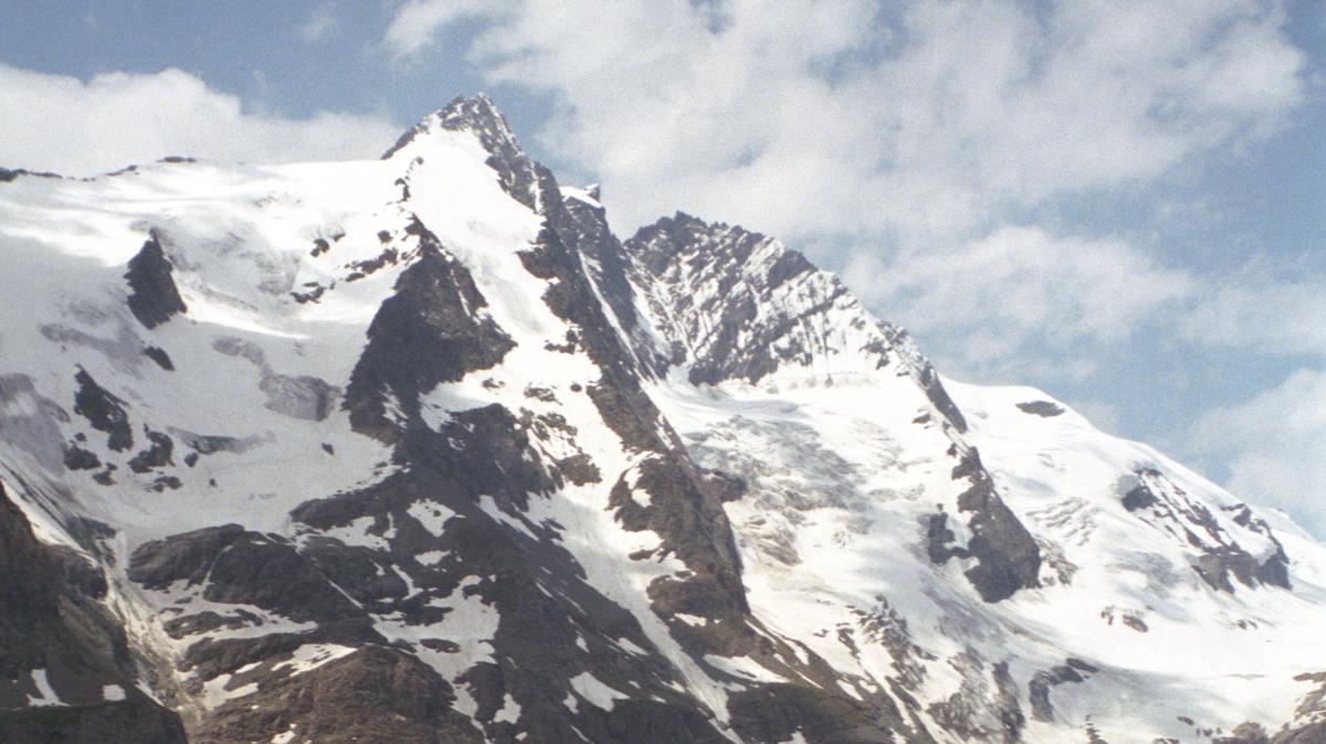 beim-bergsteigen-erfroren-33-j-hrige-stirbt-50-meter-unter-dem-gro-glockner-gipfel