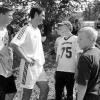 ... Ex-Profi Dieter Frey (Zweiter von links) beim Missio-Camp in
Haselbach.