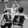 Sibylle Gerer (Mitte, DJK Würzburg) empfahl sich bei ihrem letzten
Heimauftritt mit 23 Punkten gegen Mainz.
