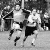Maßbachs Stefan Schusser (links), auf diesem Archivbild aus der Bezirksliga-Meisterschaftssaison im Zweikampf mit dem Thulbaer Bastian Heilmann,
erzielte beim wichtigen 2:1-Sieg des TSV-Teams in Obernau beide Treffer für die Gäste.